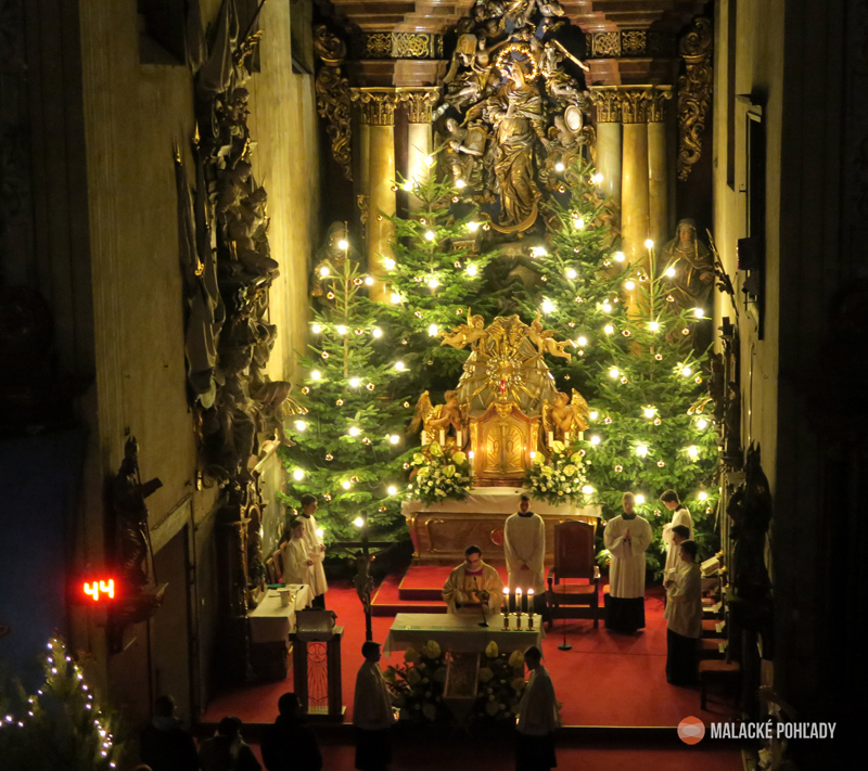 Vianoce v Malackách - františkánsky kostol