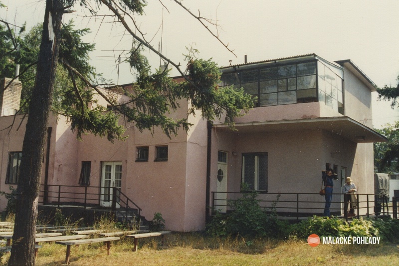 Vila doktora Rosináka, okolo 1990
